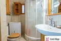 Mieszkanie 2 pokoi 90 m² Miasto Stołeczne Praga, Czechy