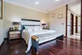 3 bedroom house 325 m² Marbella, Spain