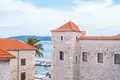 Haus 5 Schlafzimmer 220 m² Kastel Luksic, Kroatien
