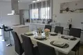 Dom 4 pokoi 200 m² Okrug Gornji, Chorwacja
