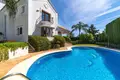 5 bedroom house 498 m² Dos Hermanas, Spain