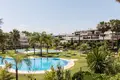 Mieszkanie 2 pokoi 128 m² Marbella, Hiszpania