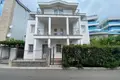 Casa 5 habitaciones 300 m² Budva, Montenegro