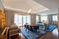 Квартира 3 комнаты 231 м² Тиват, Черногория