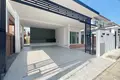 3 bedroom townthouse  Ban Bang Ku, Thailand