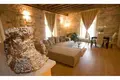 Hotel 900 m² in Grad Trogir, Croatia