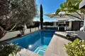 3 bedroom villa 107 m² Urbanizacion Dona Pepa, Spain