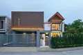 Wohnung 3 Schlafzimmer 341 m² Si Sunthon, Thailand