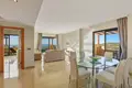 2 bedroom apartment 118 m² Benahavis, Spain