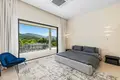 Mieszkanie 4 pokoi 1 350 m² Si Sunthon, Tajlandia