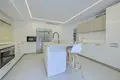 5 bedroom house 288 m² Marbella, Spain