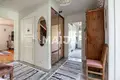 Dom  Saaksmaki, Finlandia