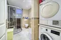 Complexe résidentiel Luxurious penthouse with a large private terrace
