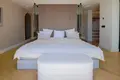 Mieszkanie 3 pokoi 251 m² Benahavis, Hiszpania