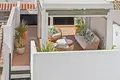 4 bedroom house 225 m² Dos Hermanas, Spain