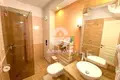 Квартира 3 комнаты 109 м² Несебр, Болгария