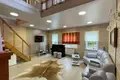 Cottage 6 bedrooms 200 m² Mirski sielski Saviet, Belarus