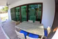 2 bedroom condo 123 m² West Bay, Honduras