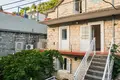 Haus 5 zimmer  Lepetane, Montenegro