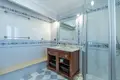 5 bedroom apartment 210 m² Dos Hermanas, Spain