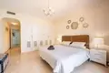 Mieszkanie 3 pokoi 129 m² Estepona, Hiszpania