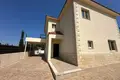 Dom 3 pokoi 170 m² w Monagrouli, Cypr