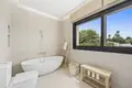 Дом 4 спальни 247 м² Сан-Педро-Алькантара, Испания