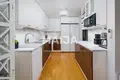 Mieszkanie 5 pokojów 107 m² Kirkkonummi, Finlandia