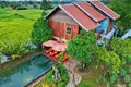 3-Zimmer-Villa 1 014 m² in Prasat Bakong, Kambodscha
