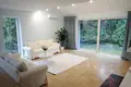 Dom 6 pokojów 290 m² Piaseczno, Polska