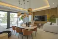 5 bedroom villa 290 m² Urbanizacion Dona Pepa, Spain