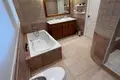 4 bedroom house 500 m² Dos Hermanas, Spain