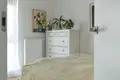 2 bedroom apartment 61 m² Warsaw, Poland
