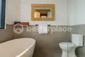 3-Schlafzimmer-Villa  Kerobokan, Indonesien