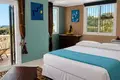 5 bedroom house 328 m² Dos Hermanas, Spain