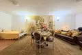 4 bedroom house 295 m² Manilva, Spain