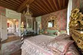 Castle 10 bedrooms 700 m² Poitiers, France