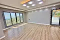 6 bedroom villa 350 m² Mezitli, Turkey