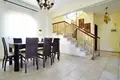 Willa 4 pokoi 200 m² Aradipu, Cypr