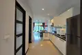Villa mit 2 Schlafzimmern 154 m² Rawai, Thailand