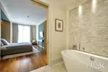 3 bedroom apartment 215 m² Tivat, Montenegro
