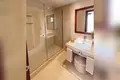 4 bedroom apartment 250 m² Marbella, Spain