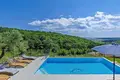 Villa 9 Schlafzimmer 370 m² Karigador, Kroatien