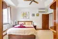 Villa de 2 dormitorios 300 m² Sakhu, Tailandia