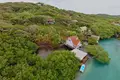 4 bedroom house 177 m² Pollytilly Bight, Honduras