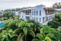 Appartement 3 chambres 242 m² Sakhu, Thaïlande
