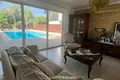 Haus 5 Schlafzimmer  Latsia, Zypern