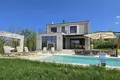Villa de 2 dormitorios 198 m² Umag, Croacia