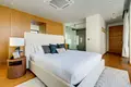 Wohnkomplex Modern villas with swimming pools and lounge areas, Phuket, Thailand