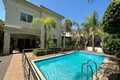 Villa de 4 dormitorios 220 m² Mouttagiaka, Chipre